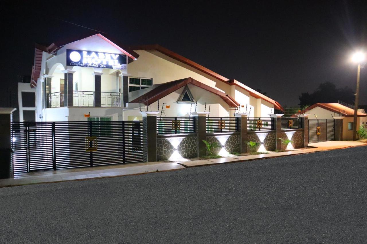 Labev Hotel Kumasi Ngoại thất bức ảnh