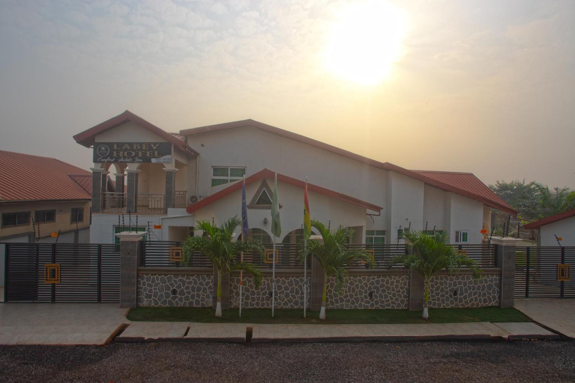 Labev Hotel Kumasi Ngoại thất bức ảnh