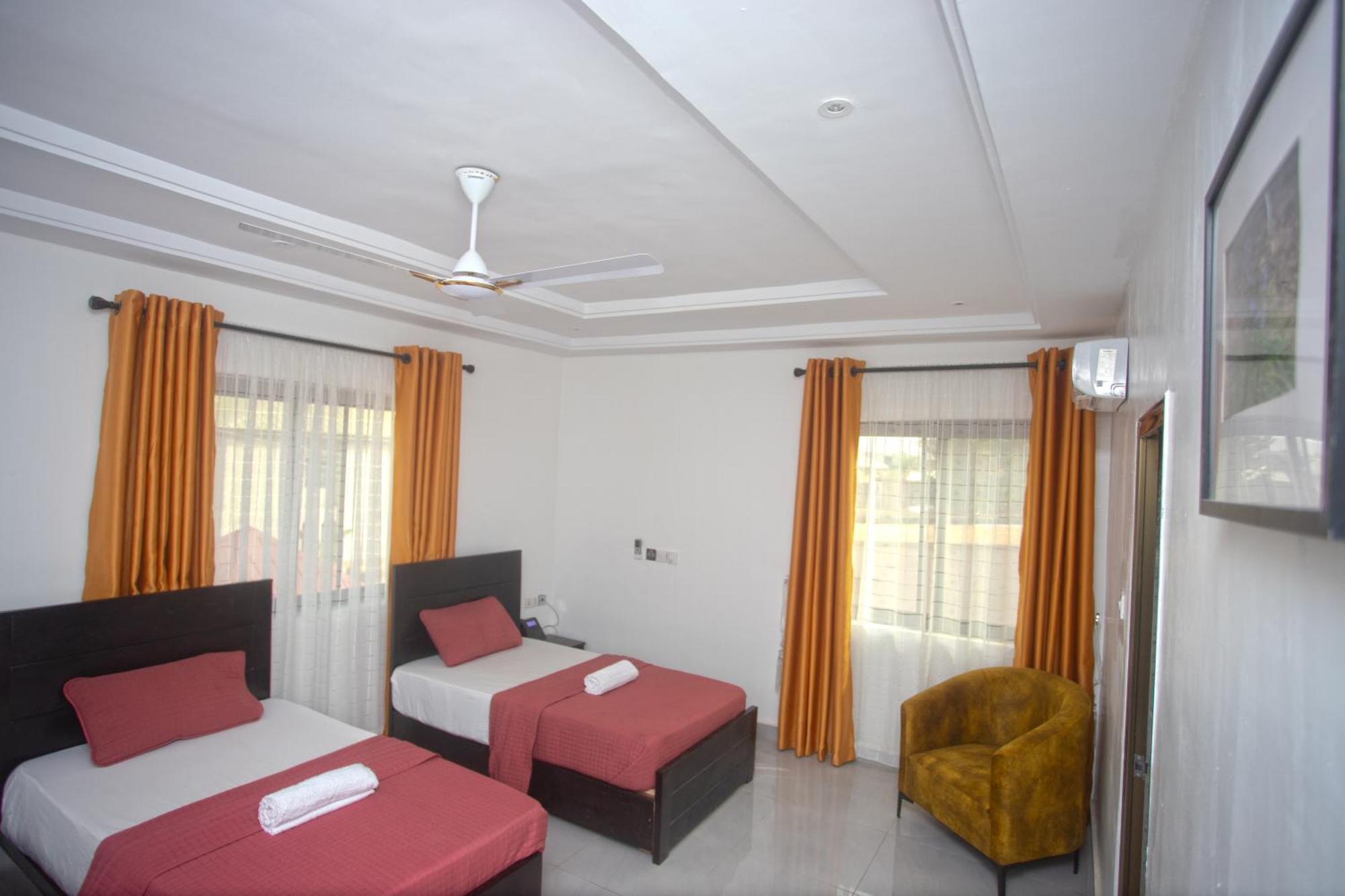 Labev Hotel Kumasi Ngoại thất bức ảnh